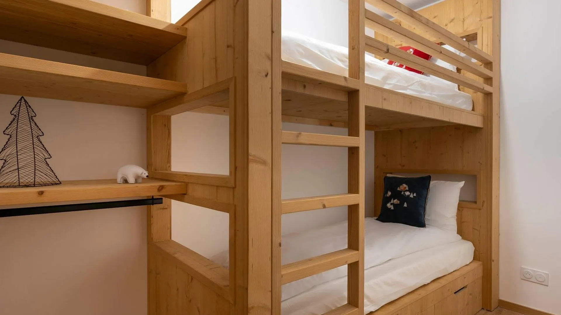 Apartment L'Adret Les Gets France